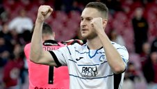 300 фенове на Юве посрещнаха Коопмайнерс за медицинските прегледи