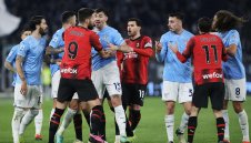 Корида в Рим! Милан прекърши 8 от Лацио в луда драма