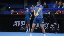 Мико Кузманов с положителен и отрицателен тест за коронавирус 