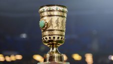 Байерн почва срещу Ньотинген за Купата