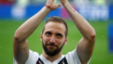 Ювентус събира пари за Роналдо, продава Игуаин на Челси за 60 млн. евро