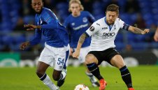 Ливърпул пита за Папу Гомес