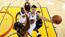 Къри: Още нищо не сме спечелили