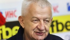 "Пророк" Крушарски позна за дербито