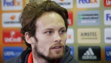 Блинд: Отсъствието на Златан може да ни направи по-силни