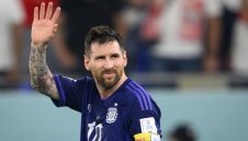 Авторът на "Меси, различният": В Катар само титлата е от значение