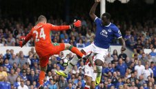 Лукаку разкри: Отрязах "старата госпожа"