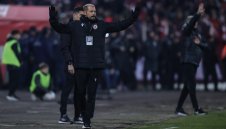 Напрежение в ЦСКА! Ганчев бесен, привика Ел Маестро на килимчето 