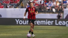 ПСЖ купи защитник на Борнемут за 67 млн.