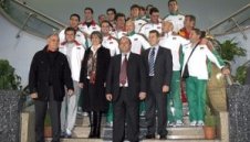 Великолепно посрещане за волейболните национали