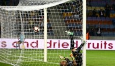 Англия отново е вариант за Ники Михайлов