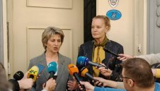 Стефка е в миналото, Весела Лечева вече се разпорежда в БОК