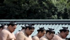 Трима сумисти убиха от бой 17 годишно момче