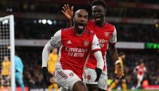 След драма в края! Арсенал обърна Вълците и гледа към Топ 4