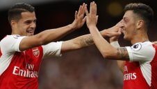Храната прави играта на Арсенал