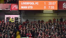 Сестрите на Роналдо свалиха шапка на феновете на Ливърпул