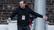 Скандал в Славия: Заги не си говори с бат Венци