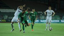 Лудогорец “би дузпата” на Берое 