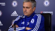 Специалния се нацупи на журналистите, вече не ги уважава