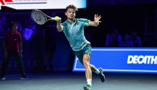 Опитен белгиец  шокира световния №1 в Казахстан