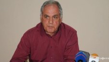 Босът на волейбола се крепи на клубове-фантоми