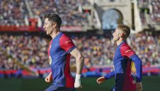 Барса прегази Жирона и лети към титлата