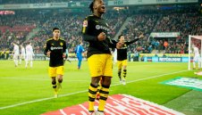 Парен каша духа или как Дортмунд се прецака сам за Мичи