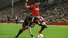 Благо Георгиев с цял мач, измъкна точка на "Анфийлд" + СНИМКИ