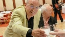 Смях: Димитър Пенев дължи на колекторска фирма 500 лв. за телефон