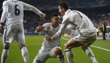 Каземиро: Да не бързаме да отписваме Наполи!