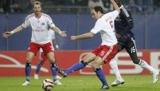 Ван Нистелрой води Хамбургер напред