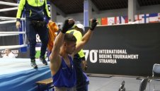 И Тайсъна ще се боксира за злато в Минск