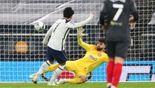 Без изненада! Тотнъм удари Брентфорд с 2:0 и е на финал