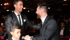 Коронавирус: Лео Меси пожела бързо оздравяване на Кристиано Роналдо