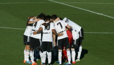 Първа победа за Супер Любо начело на Валенсия