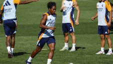 Бележи на всеки фронт: 18-годишен от Реал се ожени