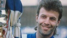 Легендата Наско Сираков чукна днес 54 години + ВИДЕО