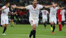 Шалке взе Баба от Челси и капитана на Севиля