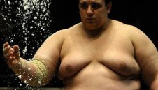 Катурнаха Аоияма в Япония