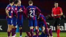 Грейна слънце в Барса, конкурентите треперят