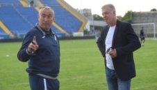 Левски представя отбора срещу "орлетата"