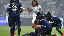 Пак ужас! Крило на Бордо припадна от жегата