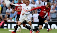 Маунт няма да мъчи феновете на Юнайтед за 2 двубоя