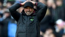 Клоп разкри за големи проблеми в Ливърпул