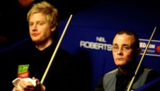 Мартин Гулд е първият полуфиналист на шампионата по снукър на Ейре