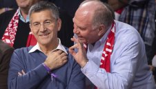 Пране на пари? Криминална полиция погна Байерн