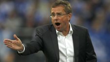 Рангник отрече, че ще поема Англия