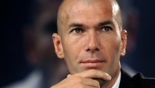 Зизу идва в България