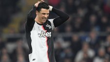 Челси се изгаври с головата немощ на Кристиано Роналдо + СНИМКА