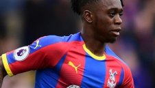 Най-после! Манчестър Юнайтед договори Уан-Бисака